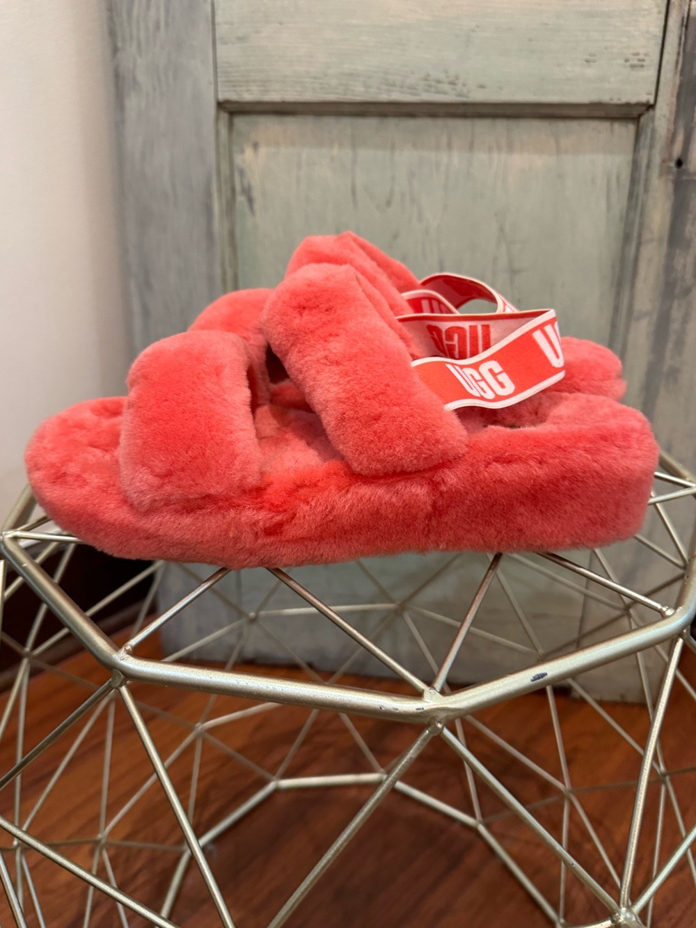 UGG Oh Yeah Sheepskin Slides Slingback Pop Coral size 9